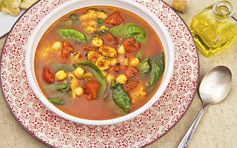 #ValleyEats – Chickpea Curry with Tomatoes & Spinach