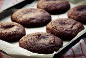 Valley Eats – Cocoa Crisp Cookies