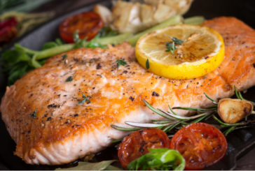 Valley Eats – Grilled Salmon with Lemon and Herbs